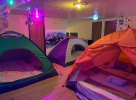 Tents In Georgia: Tiflis'te bir otel