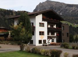 Garni Tramans, romantic hotel in Selva di Val Gardena
