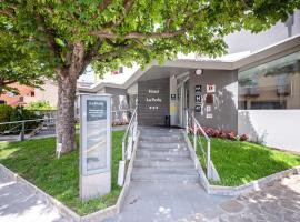 올로트에 위치한 호텔 HOTEL LA PERLA