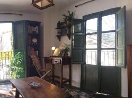 Central Home, hotel v destinaci Granada