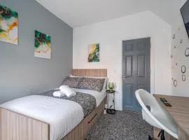 *Rb12s* For your most relaxed & Cosy stay + Free Parking + Free Fast WiFi *