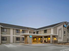 Travelodge by Wyndham Dexter, готель у місті Dexter