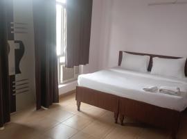 Hotel Casa Florence, hotelli kohteessa Noida