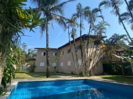 Recanto Bromélias, hotel a Camburi