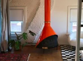 Creative Private Attic 1br Suite