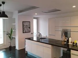 FrenzHouse - Terraced Apartment close to Rho Fiera and San Siro