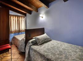 Apartamentos Teresana, hótel í Alquézar