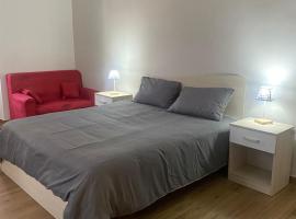 Via Rivocati 108, hotel v destinaci Cosenza