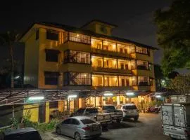 Trithana Boutique House
