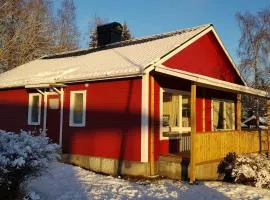 Hus nära sjö och säfsenresort