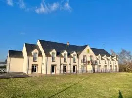 Logis Hôtel Sully le Château