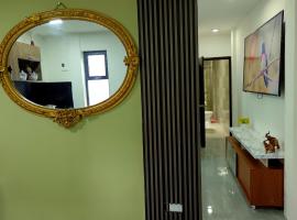 Suite independiente en ciudadela privada, hotel met parkeren in Guayaquil
