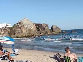 Kitnet Praia de Ubatuba, sumarhús í São Francisco do Sul