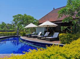 Maharatu Villa Lembongan, hótel í Lembongan