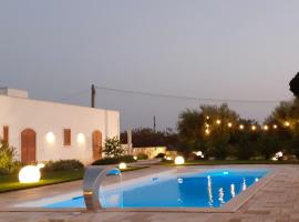 Private Pool & parking DONNA LINA, hotel en Conversano