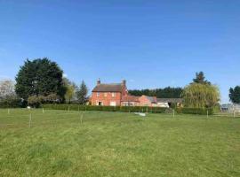 Wellbet Farm, hotel with parking in Lincoln