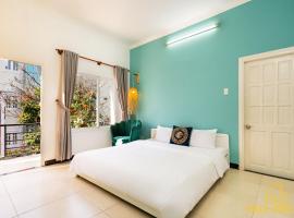 Fullhouse Vũng Tàu Hotel TPVT, hotell i Vung Tau