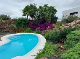 Private villa with pool in Lajares