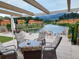 FERIENHAUS MOHN AM SEE, hotel em Spielberg