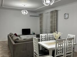 Family apartment, hotel barato en Tirana
