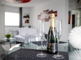 Wohnung mit Dachterrasse, hotel en Mörfelden-Walldorf