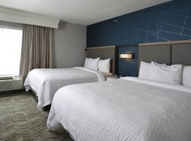 SpringHill Suites Des Moines West โรงแรมที่มีที่จอดรถในเวสต์เดอร์มอยส์