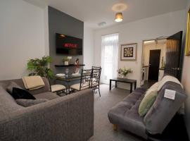 Gordon House - 4Bed Coventry City Centre Oasis with Free Parking, hotel v mestu Coventry