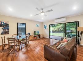 Cockatoo Hideaway- Cabin, hotel in Montville