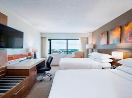 Delta Hotels by Marriott Regina, מלון ליד נמל התעופה הבינלאומי רגינה - YQR, 