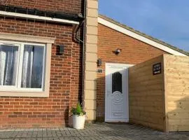 Apartment C, a one bedroom Flat in south London