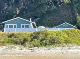 Beachfront Bliss - Stay Waiheke