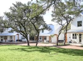 Camp Hideaway Gruene, hotel en New Braunfels