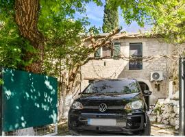 Tranquil Kolivata lefkada Retreat House, hotel in Alexandros