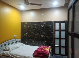 OYO Ghuto da hotel, hotel v destinaci Jamūi