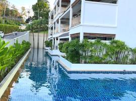 Bel Air Cape Panwa Resort Phuket: Panwa Plajı şehrinde bir daire