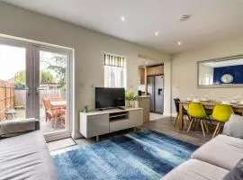 4 Bed Terraced House in Beeston with Convenient City Centre Access