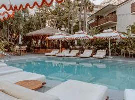 White Sands Hotel