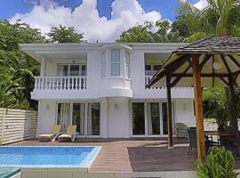 Chateau Elysium - Two bedroom villa 1, hotel in Beau Vallon