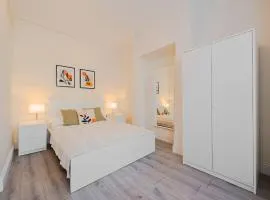 2BR South London Home - Free Street Parking, WiFi, Garden, Perfect for Long Stays!