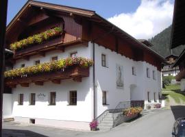 Naflerhof, hotel v mestu Obertilliach