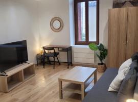 Cosy Studio, hotell med parkeringsplass i Saint-Mitre-les-Remparts