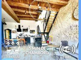CAPORIZON-La Grange-Le Clos de Chambord, cheap hotel in Saint-Claude-de-Diray