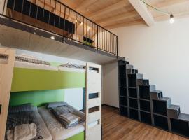 Kleiter&acute;s BERGLERGH&Uuml;S, hostel in Blaichach