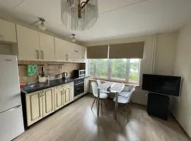 Cozy Family River View Flat Near The Beach Seaside