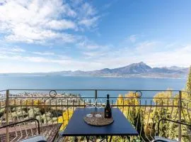 Casa Serena Lake View