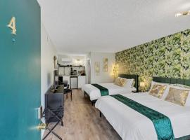 Beachside Boutique Suite 4, hotel sa Sneads Ferry