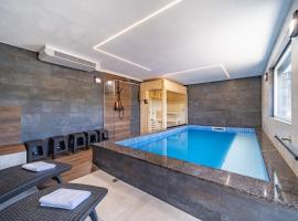 Zabljak에 위치한 홀리데이 홈 Riverside house with pool jacuzzi and sauna in Croatia