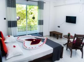 Hotel Sapid Luck Yala Safari, מלון בטיסמהרמה