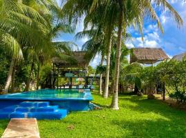 Rancho Los Quiñones, Hotel in Leona Vicario