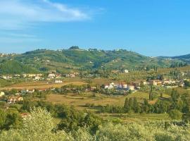 Casa tranquilla colonica toscana vicino a Firenze, ξενοδοχείο σε Seano